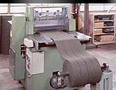 Automatic cutting machine
